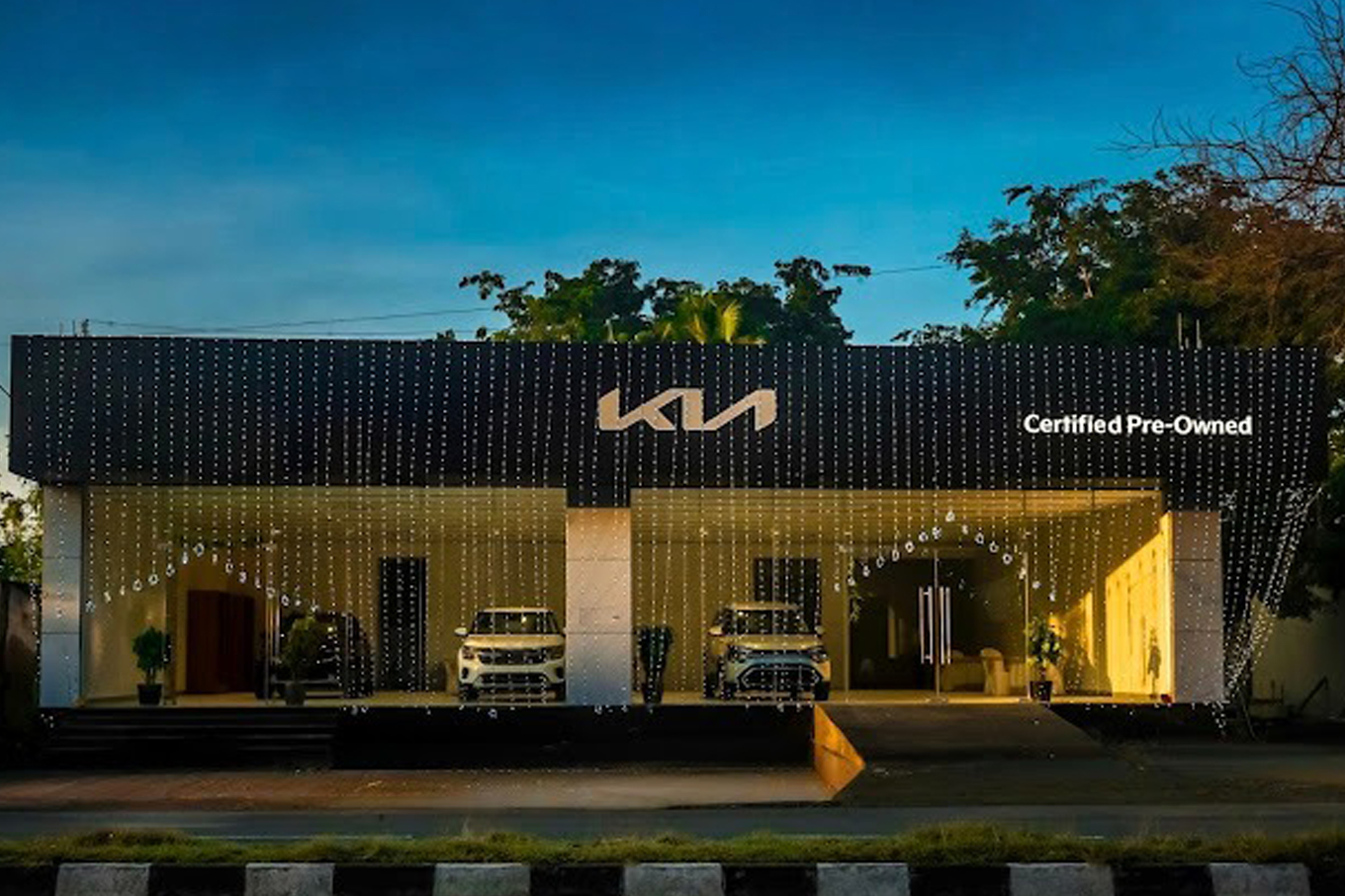Pressana Kia - Pre-Owned Car, Avinashi